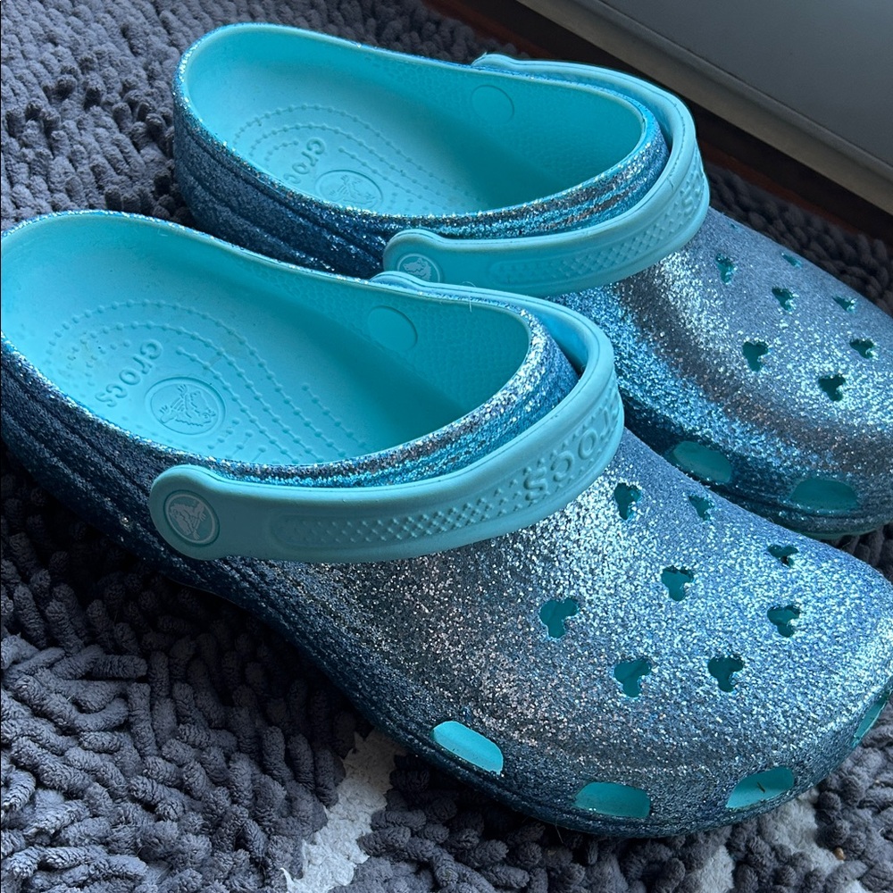 Arrendelle aqua glitter Mickey Crocs - Picture 3 of 3